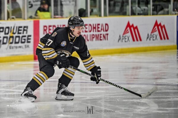 SATURDAY RECAP – Bruins score much-needed win to snap skid