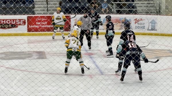 OPENING NIGHT RECAP: Phillips, Broncos hold off Wolverines rally